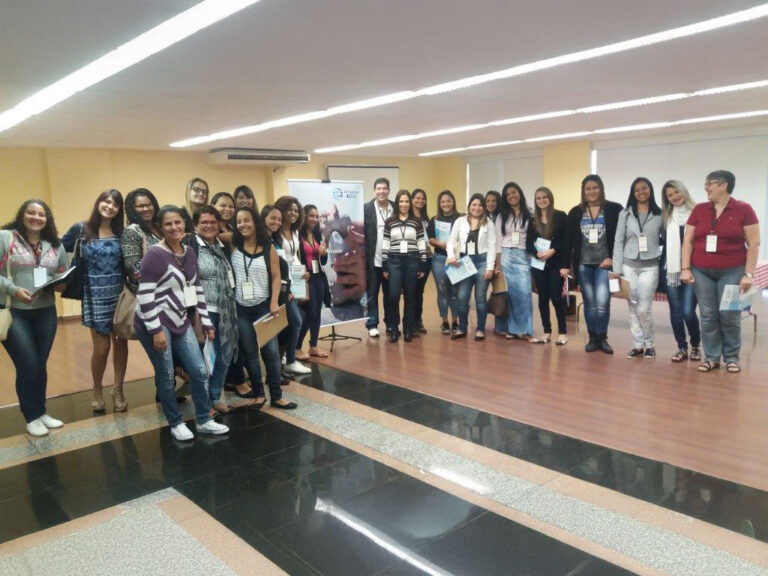 Instituto SM: referência em odontologia com ensino inovador, corpo docente formado por especialistas, mestres e doutores, e foco em criatividade, empreendedorismo e parcerias.